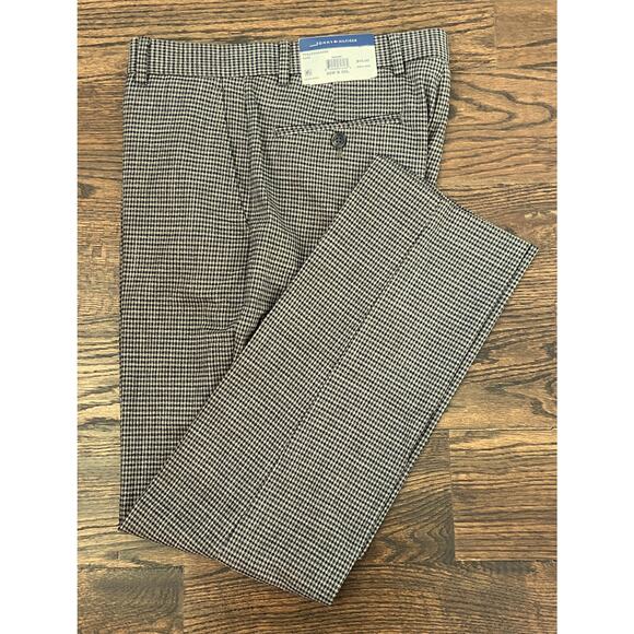 Tommy Hilfiger Other - Tommy Hilfiger THFlex Men's 32x30 Dress Pants Tate Stretch Brown/Black Check NEW